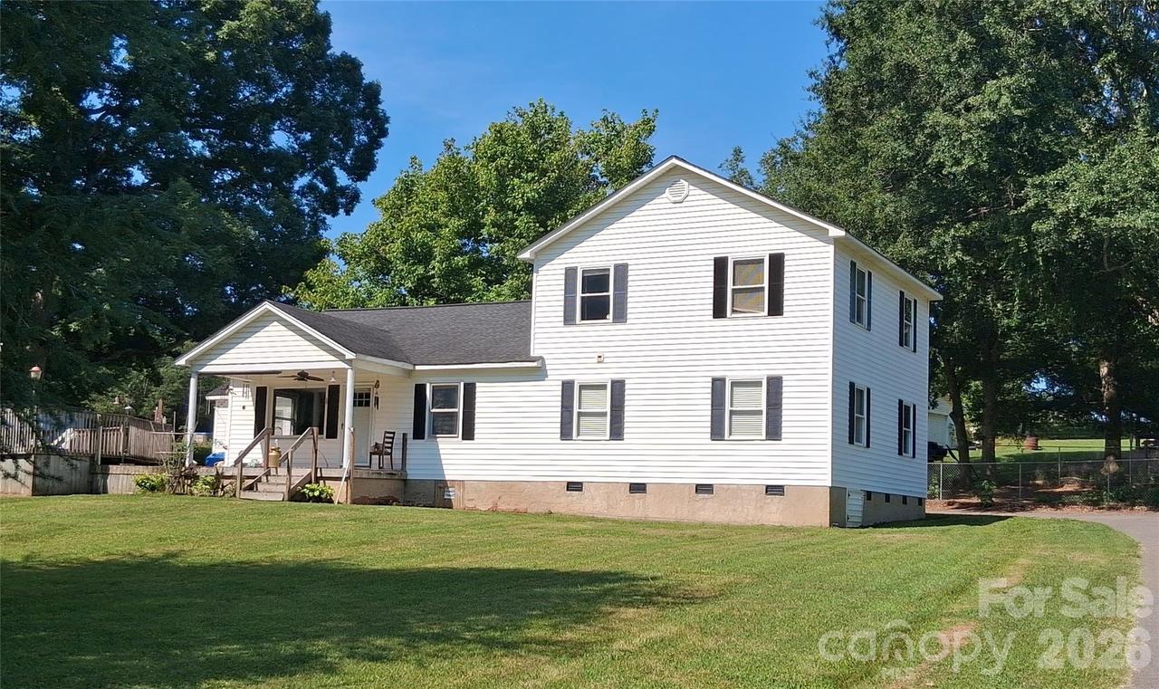 1261 Davis Rd., Lincolnton, NC 28092