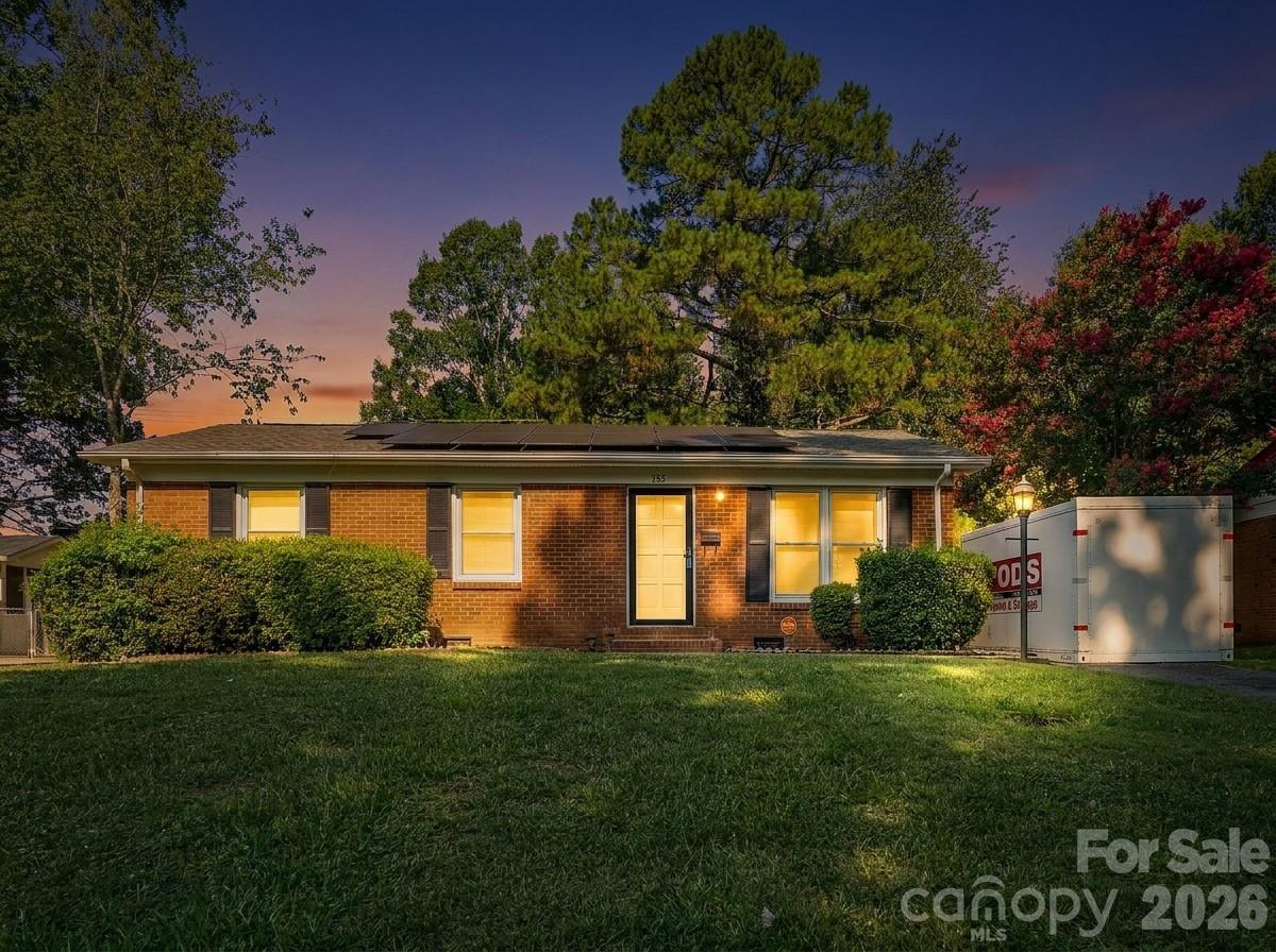 755 Edgerton Dr., Charlotte, NC 28213
