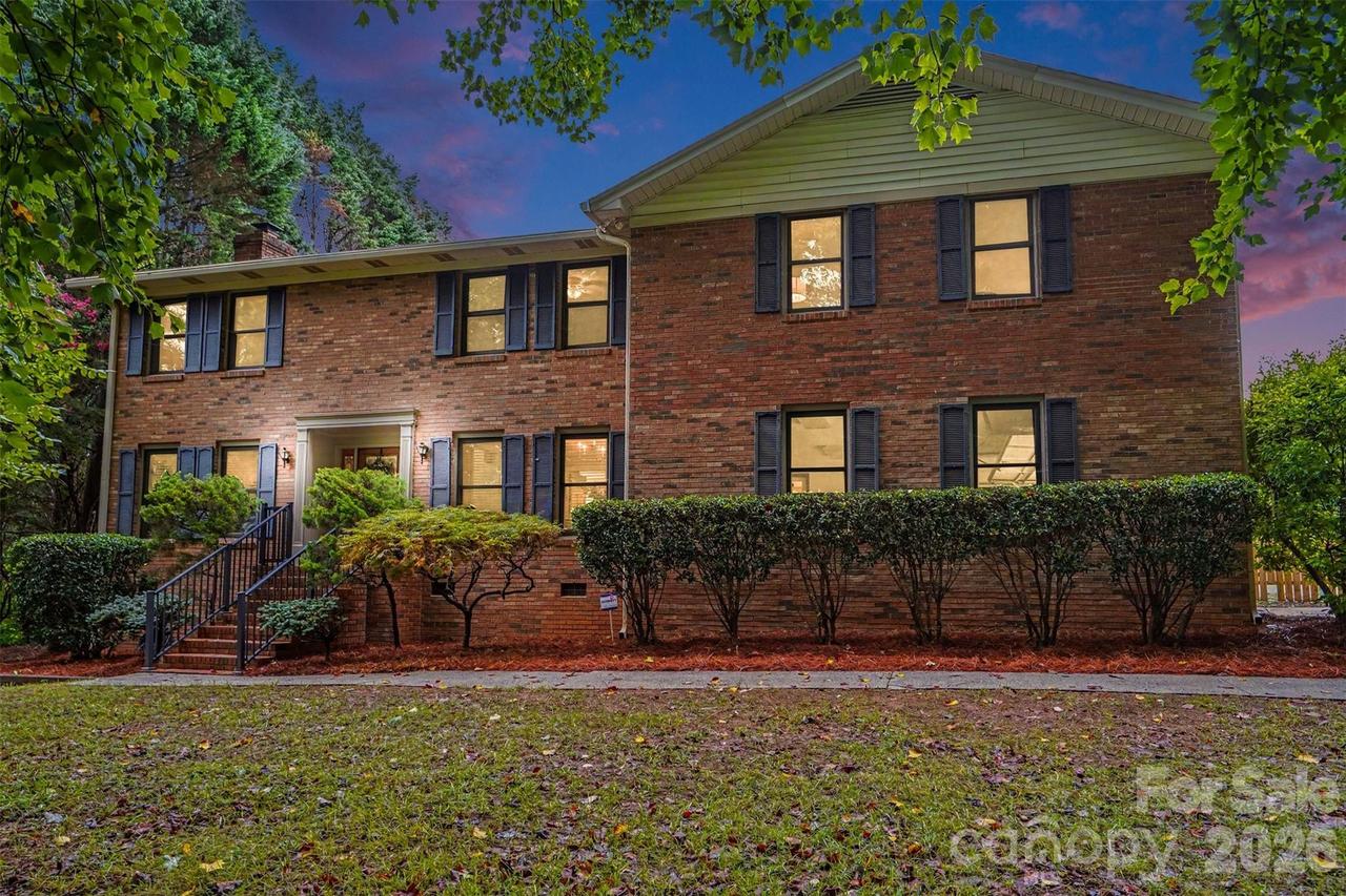 17016 Knoxwood Dr., Huntersville, NC 28078