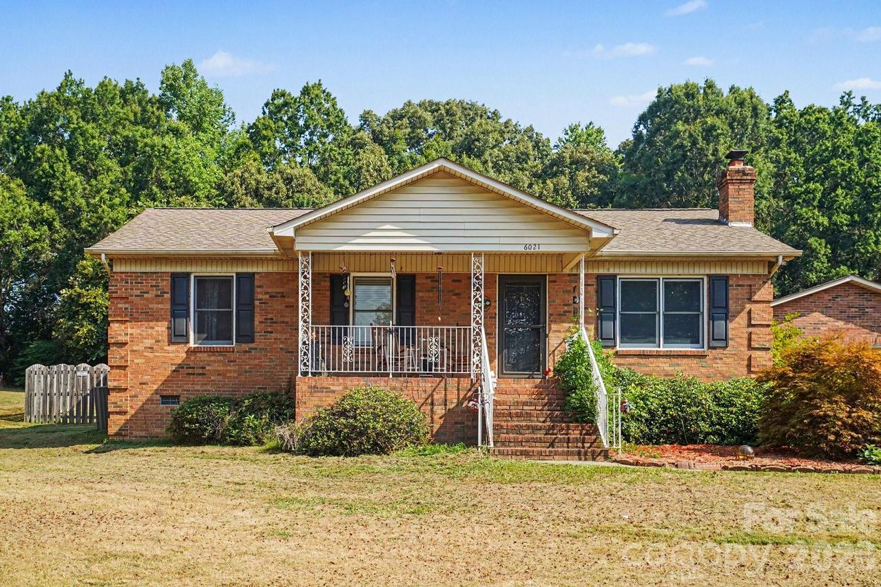 6021 Greyfield Dr., Monroe, NC 28110