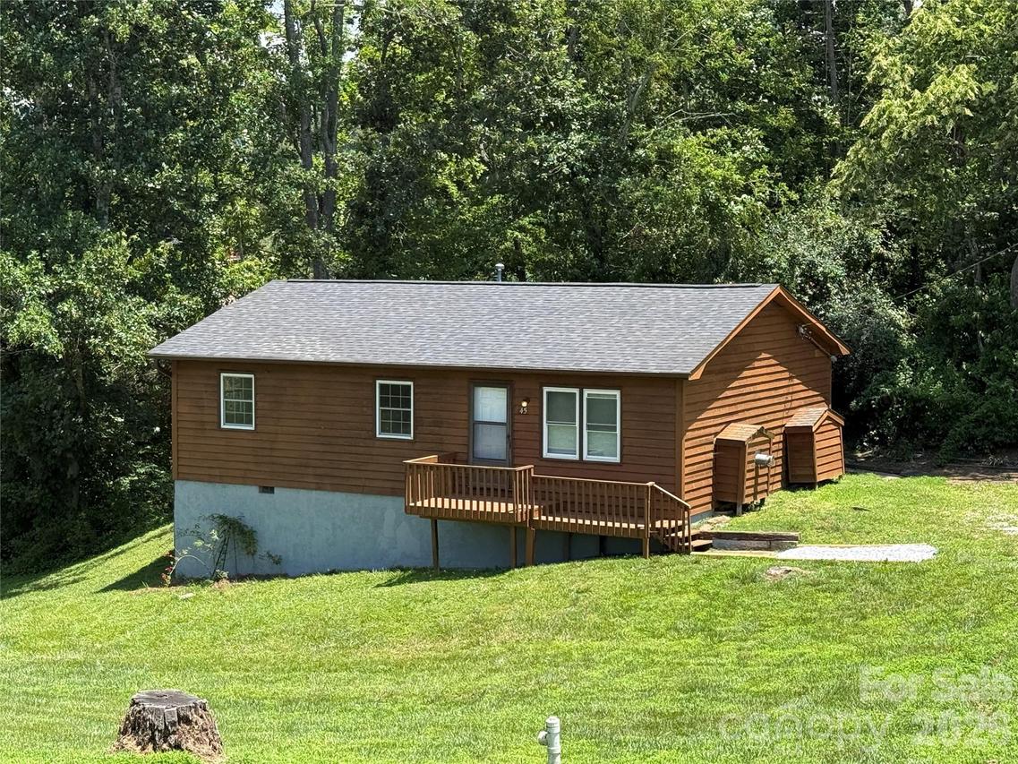 45 Ollie Weaver Rd., Weaverville, NC 28787
