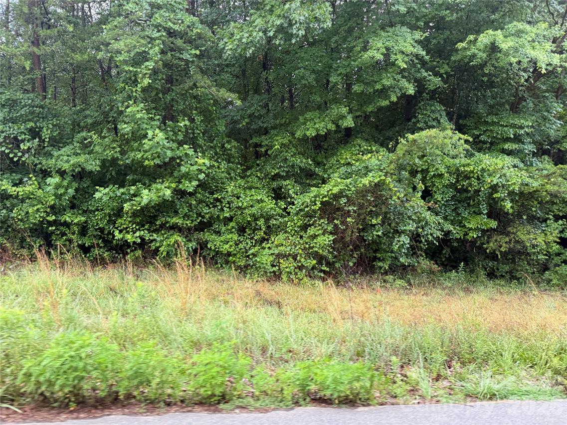 141 Sundance Cir., Statesville, NC 28625