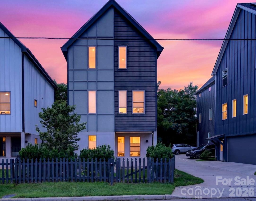 66 Burton St., Asheville, NC 28806