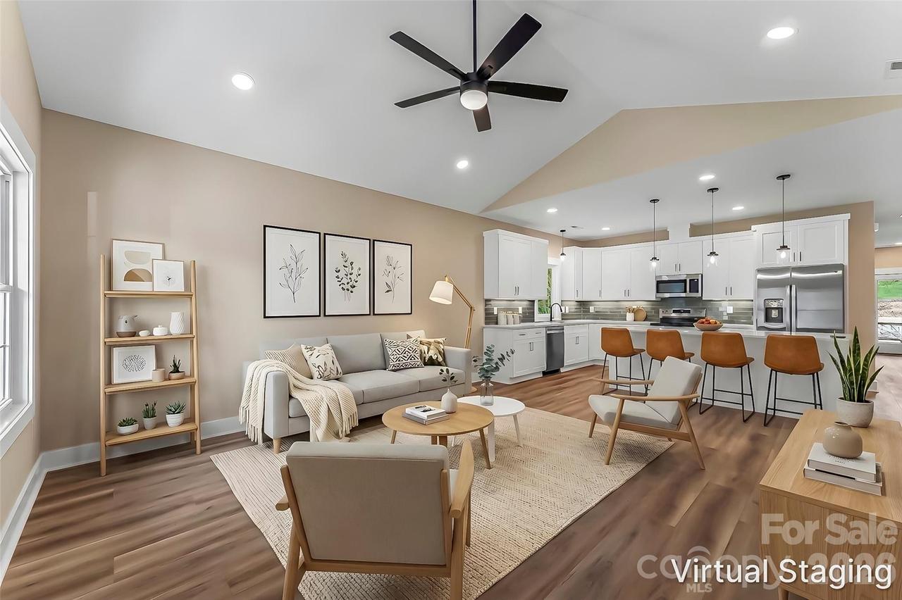 156 Oakdale Dr., Morganton, NC 28655