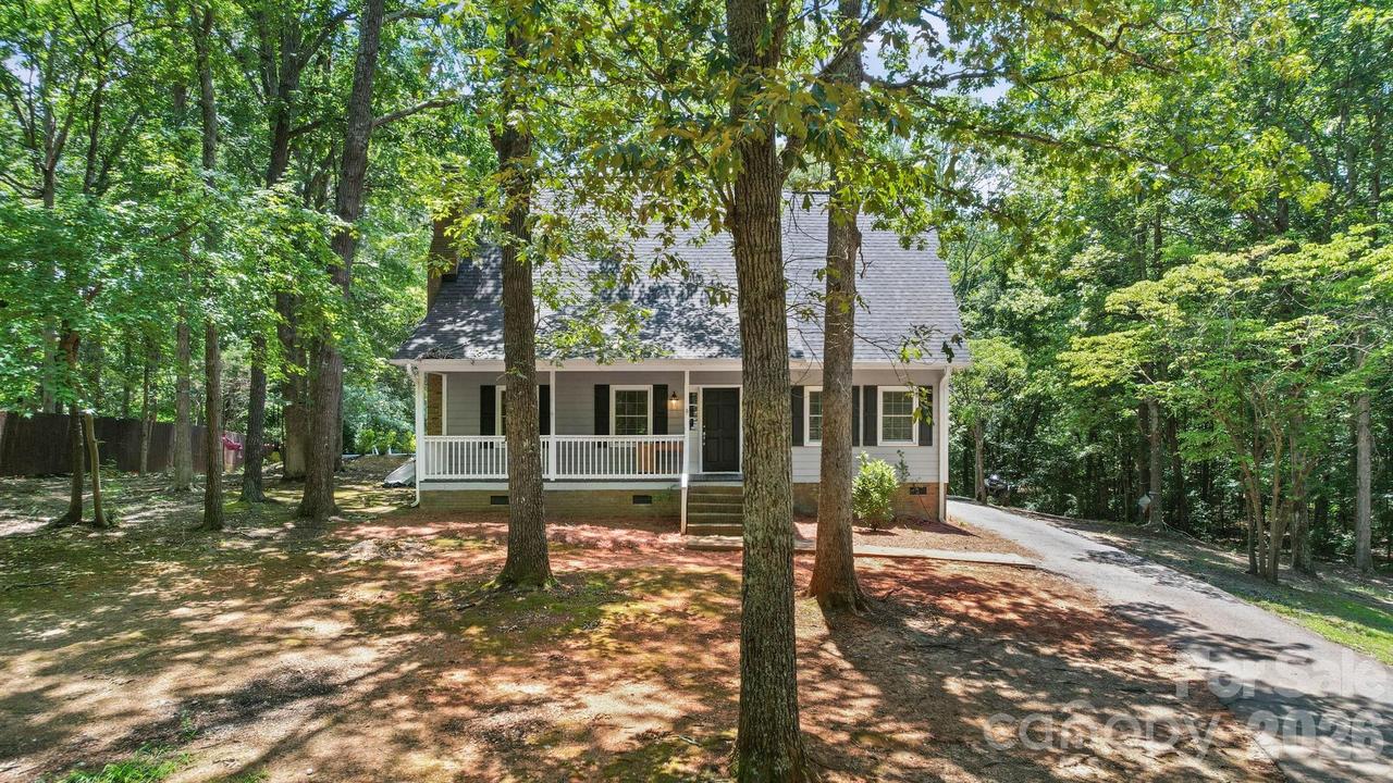 619 Cedarwood Dr., Monroe, NC 28112