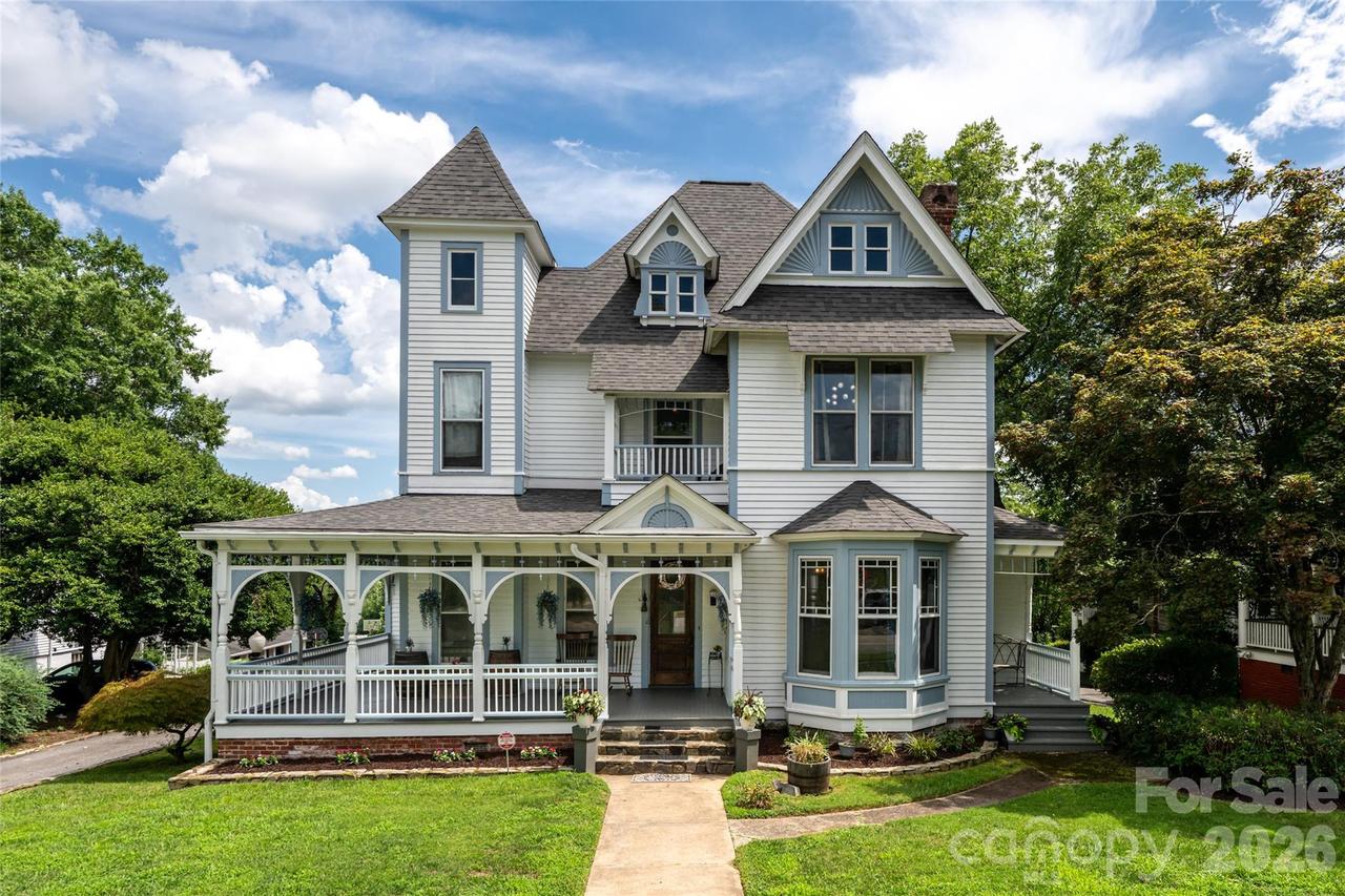 411 W Union St., Morganton, NC 28655