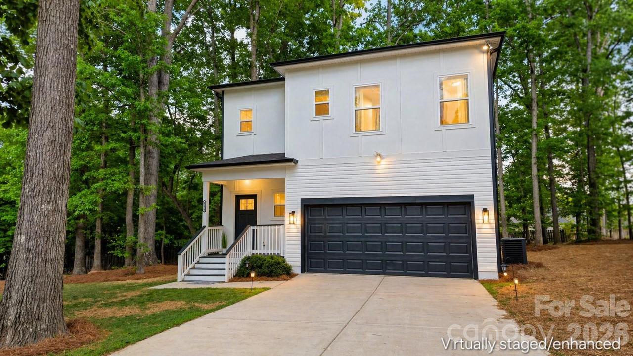 2415 Kimway Dr., Matthews, NC 28105