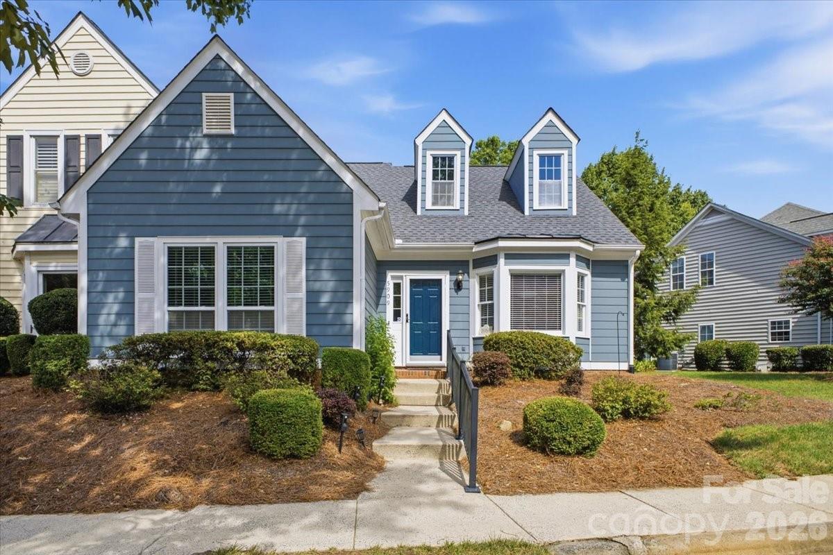 5909 Fitzwilliams Ln., Charlotte, NC 28270