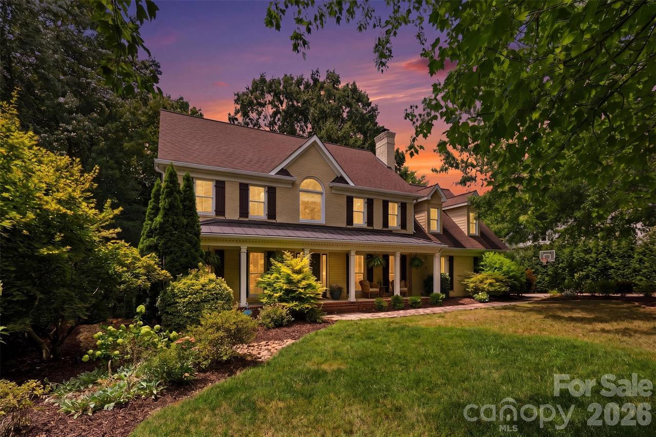 170 S Kimberly Rd., Davidson, NC 28036
