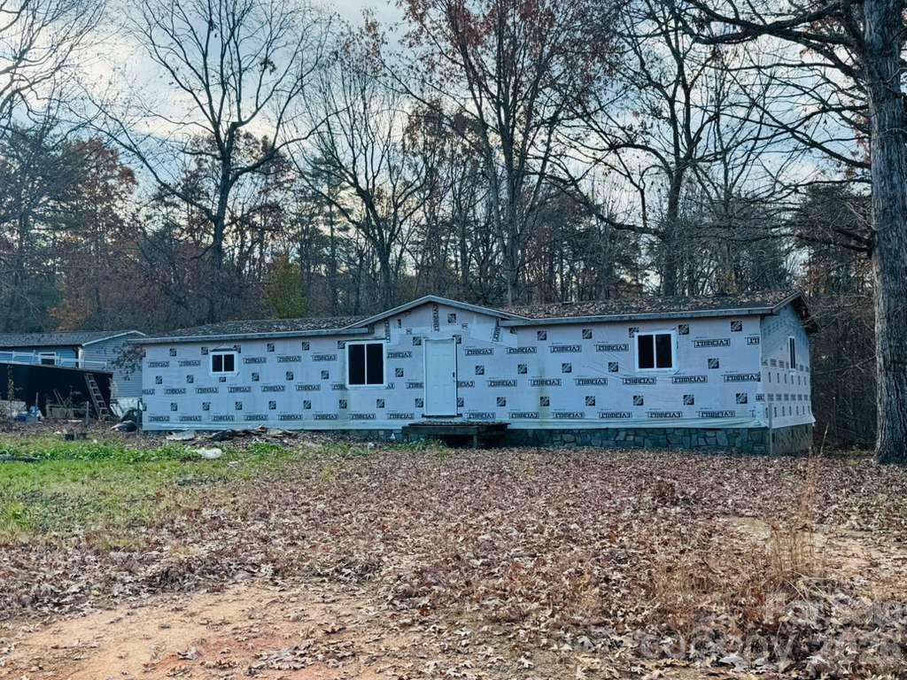 6130 Andria Ln., Connelly Springs, NC 28612