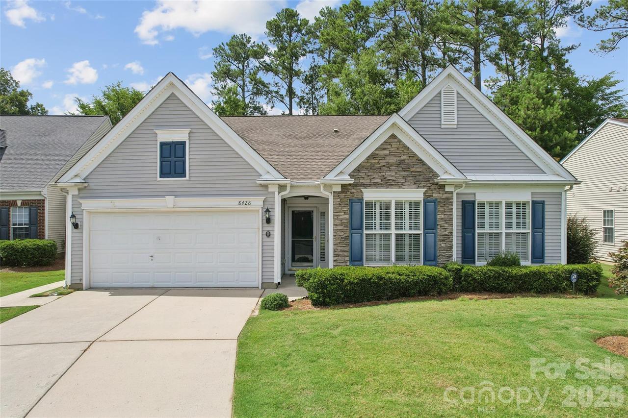 8426 Heron Glen Dr., Charlotte, NC 28269