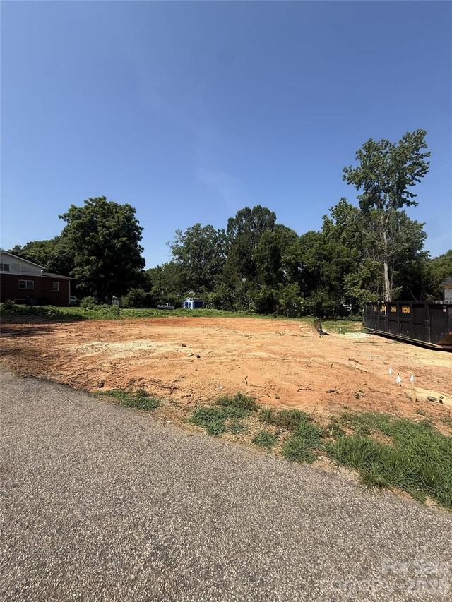 1011/1013 Elm St., Kannapolis, NC 28081