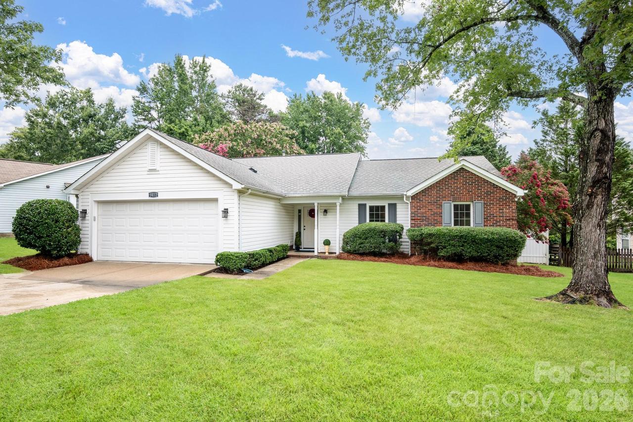 3412 Pondridge Ct., Charlotte, NC 28269