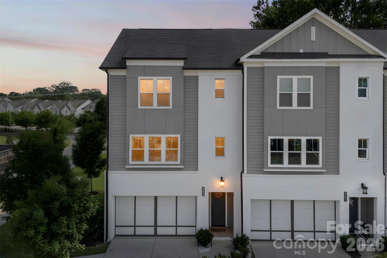 543 Greystone Rd., Charlotte, NC 28209
