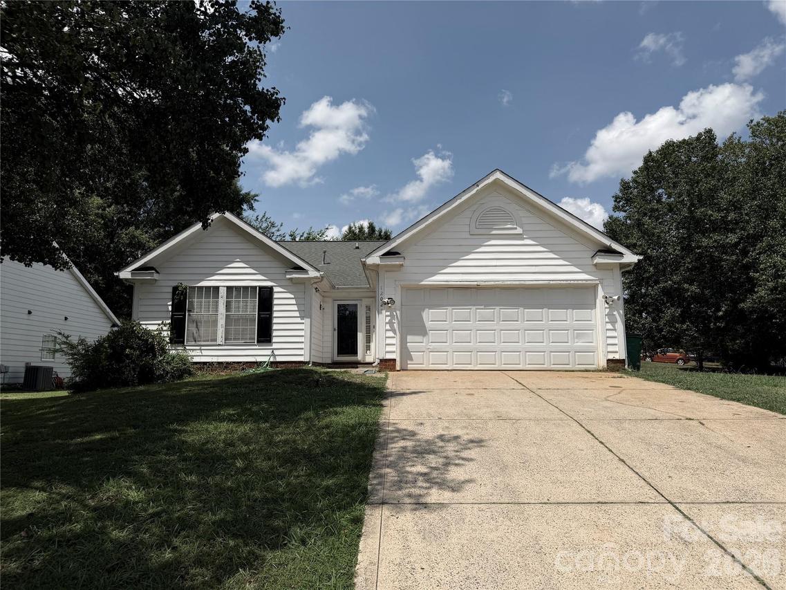 1202 Gretna Green Dr., Charlotte, NC 28217