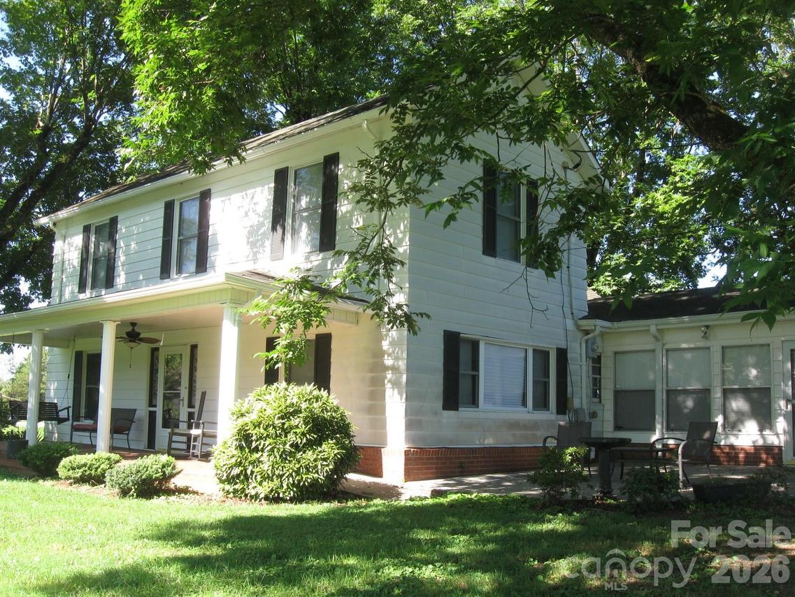 3817 Hartland Rd., Lenoir, NC 29845