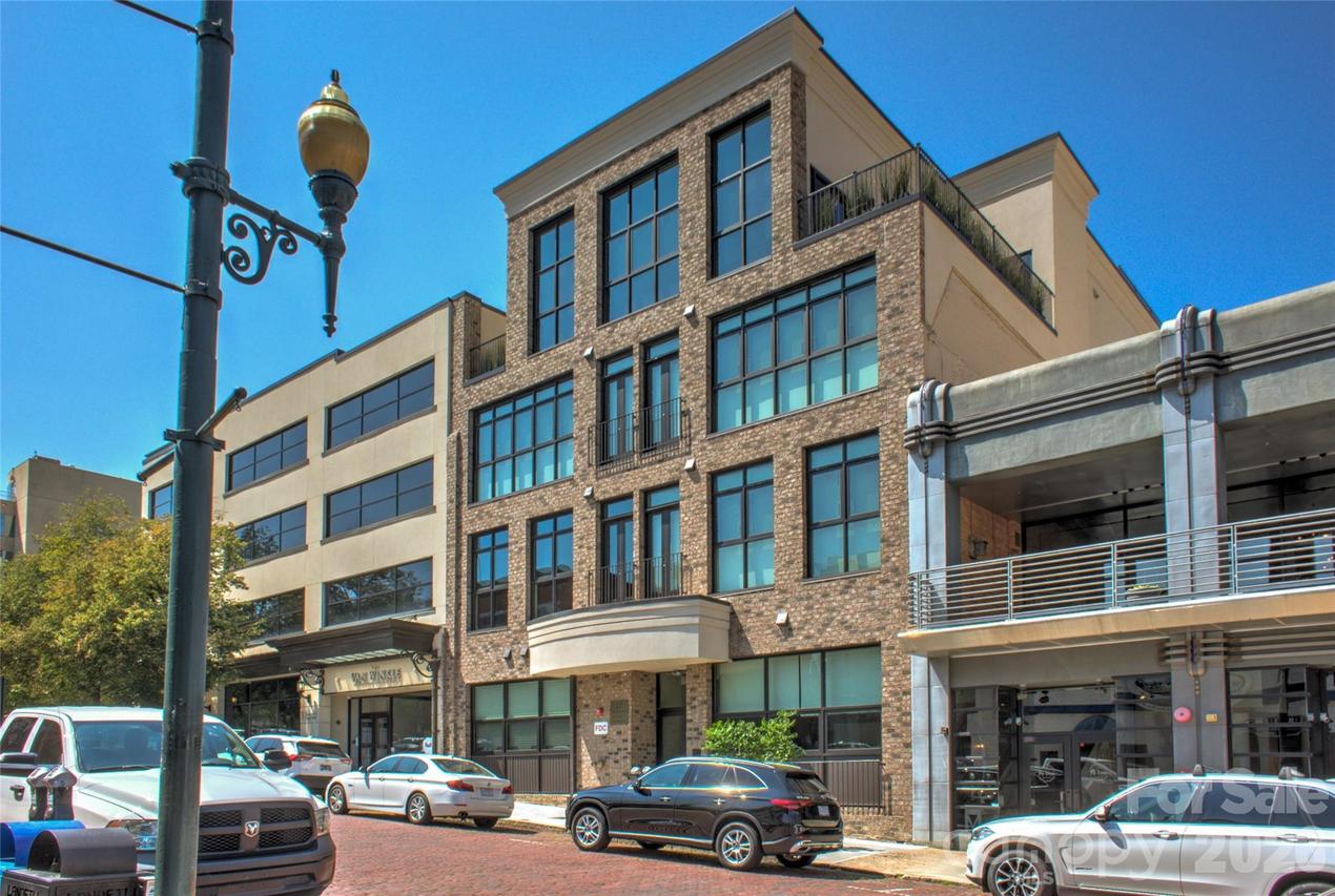 17 N Market St. #202, Asheville, NC 28801