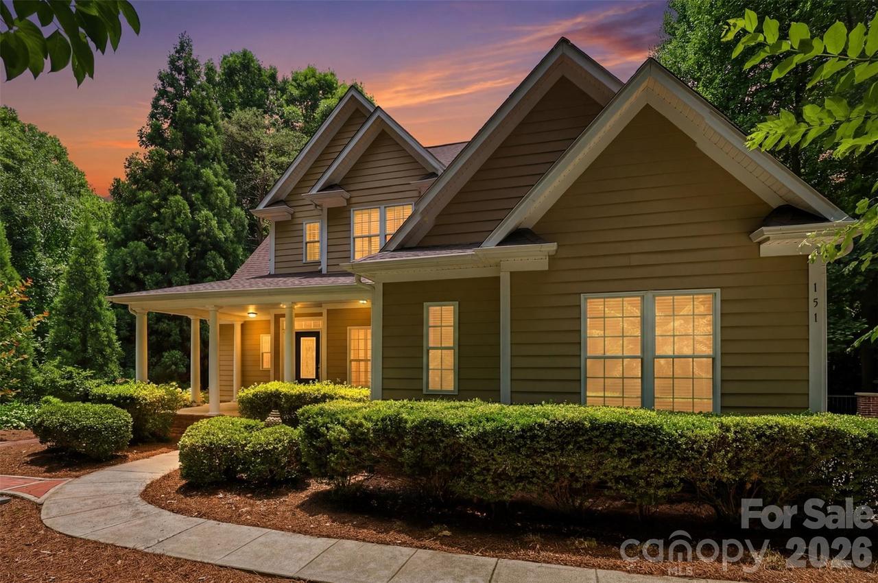 151 Maple View Dr., Troutman, NC 28166