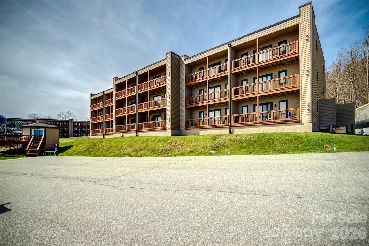 103 Sugar Ski Dr. #332, Banner Elk, NC 28604