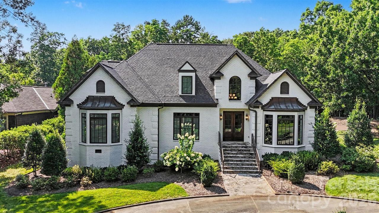 2035 Valencia Ter., Charlotte, NC 28226