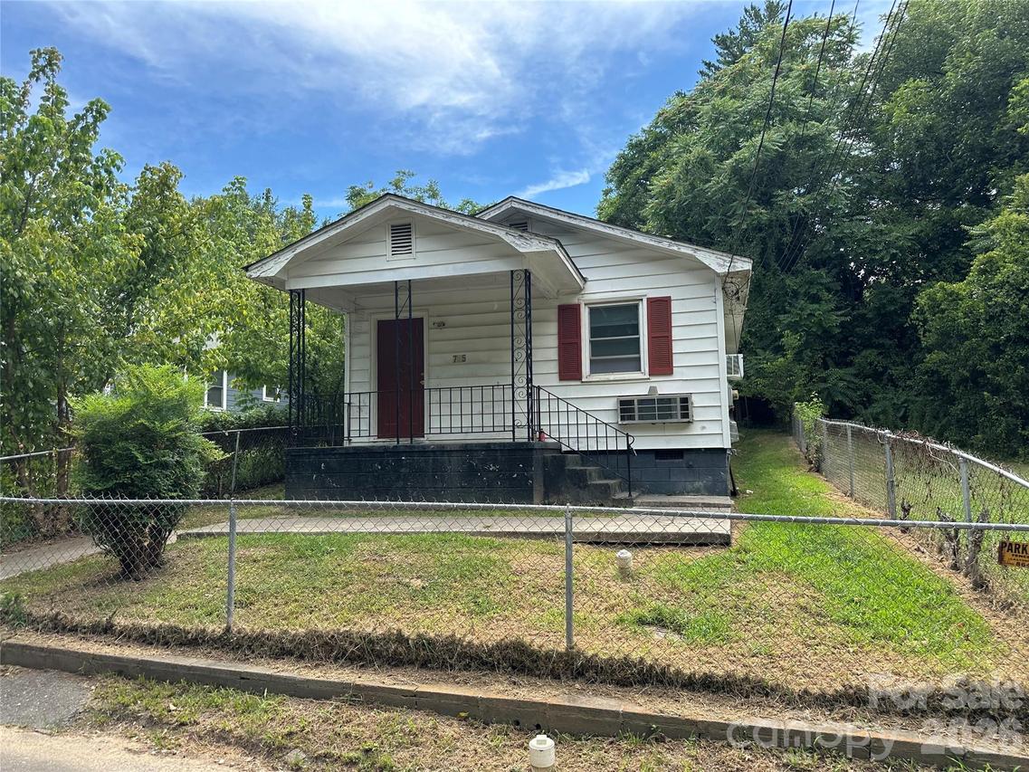 705 N Logan St., Gastonia, NC 28052