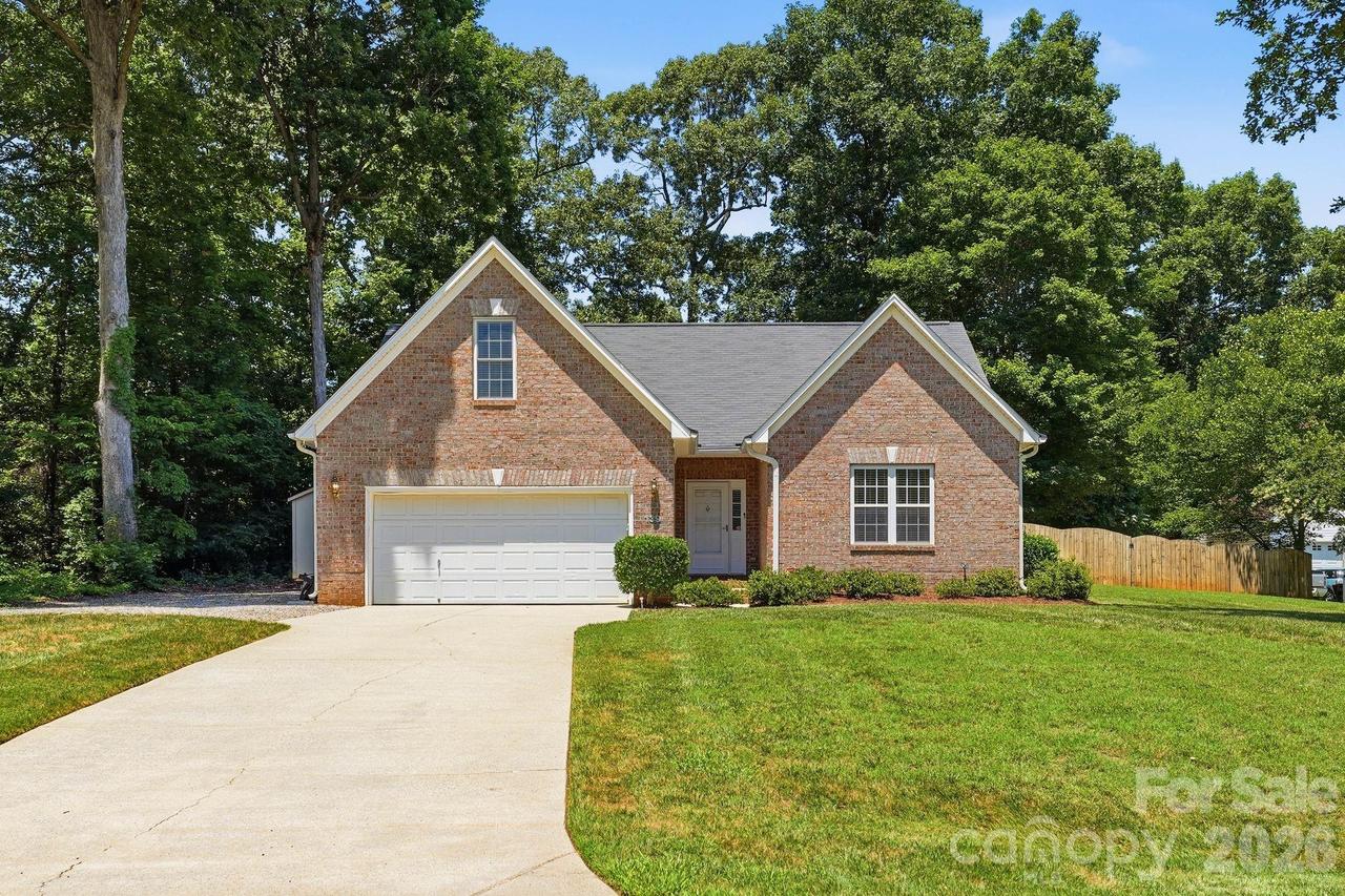 139 Spicewood Cir., Troutman, NC 28166