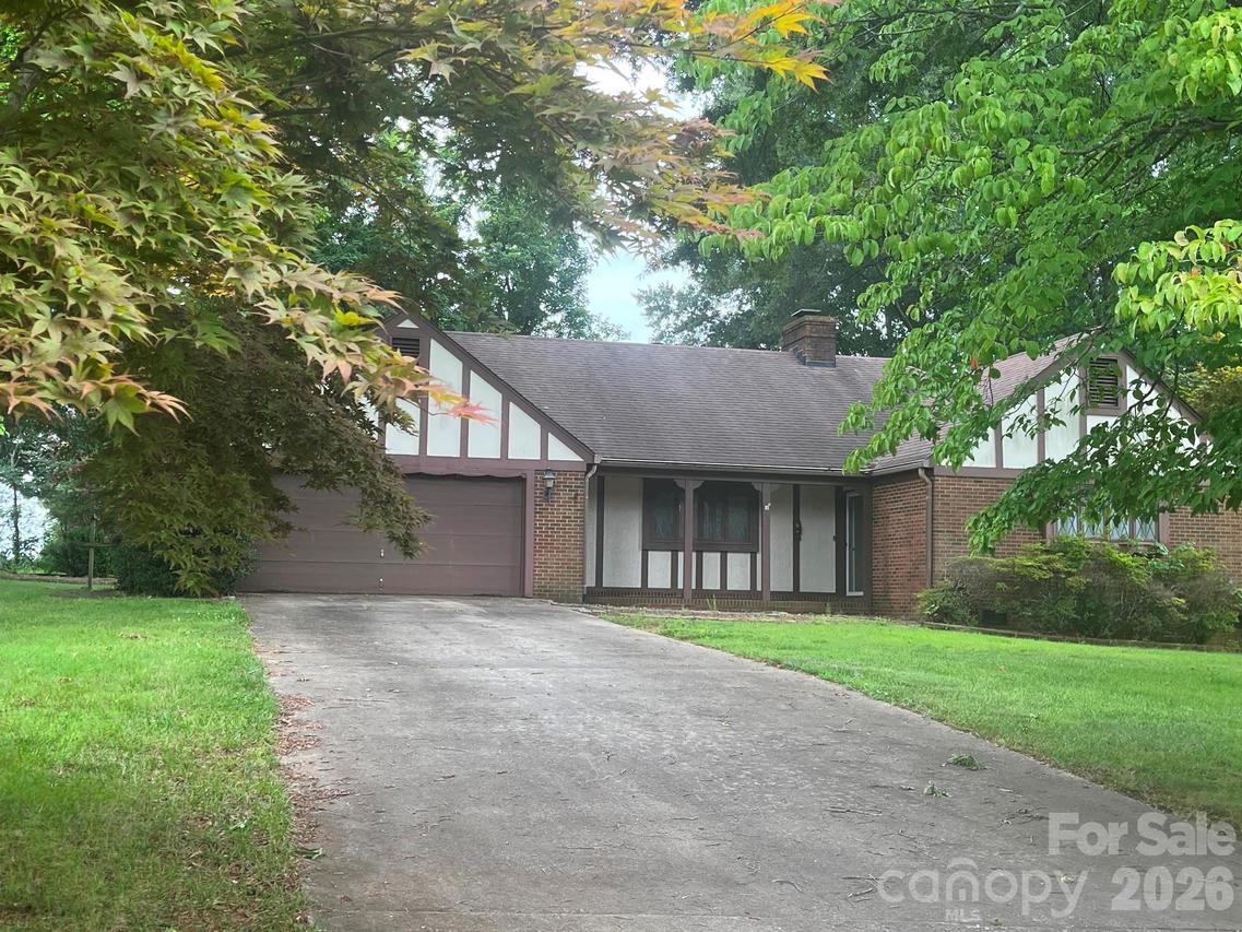 348 Hillsboro Rd., Taylorsville, NC 28681