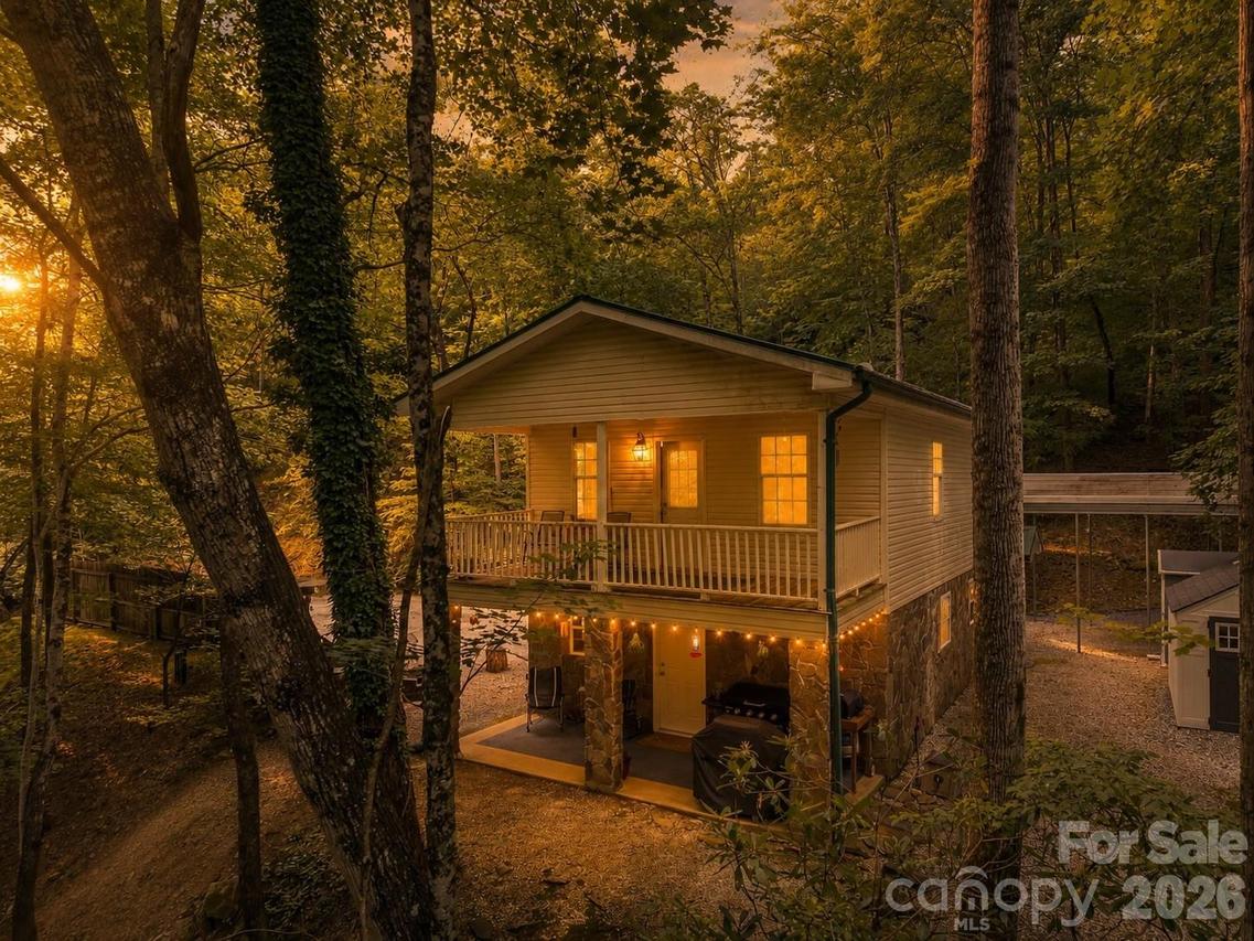 324 Bill Crisp Rd., Robbinsville, NC 28771