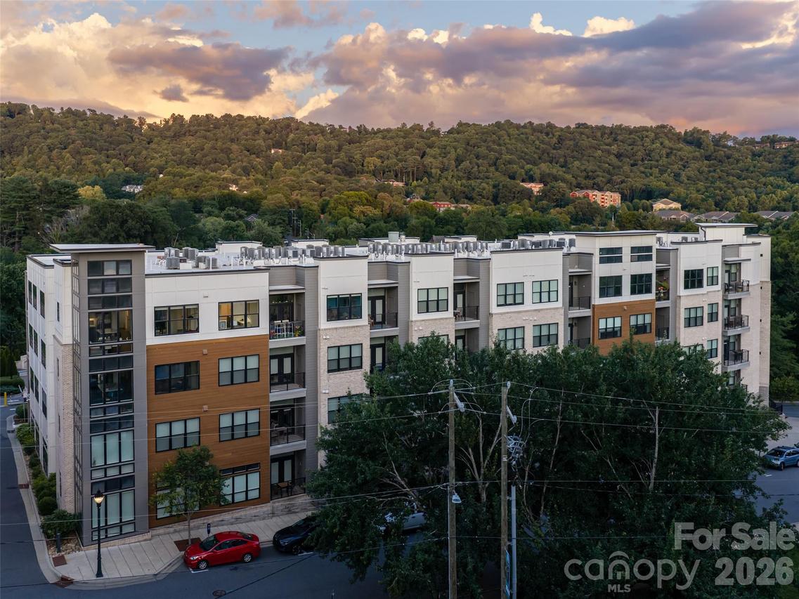 55 S Market St. #515, Asheville, NC 28801