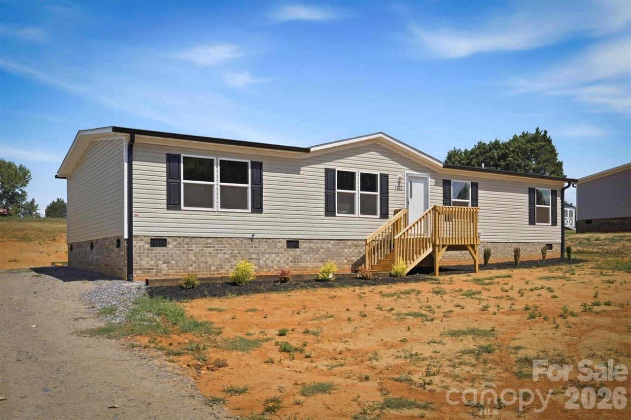 1862 Mesa Dr., Vale, NC 28168
