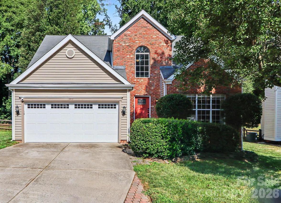 5912 Downfield Wood Dr., Charlotte, NC 28269