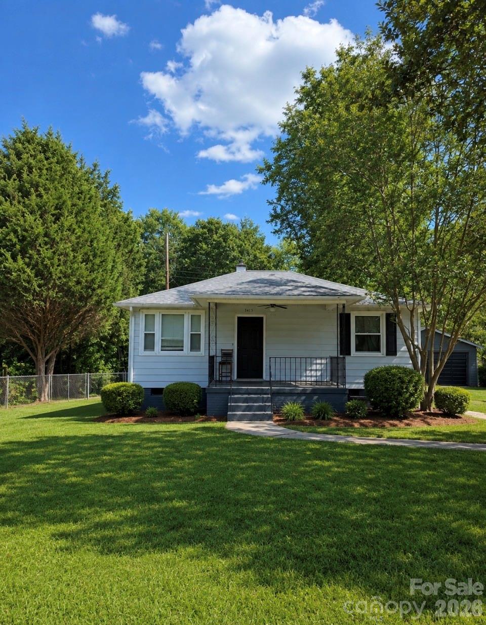3413 1st Avenue Cir., Hickory, NC 28601