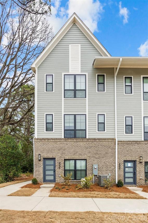 4039 S Tryon St., Charlotte, NC 28217