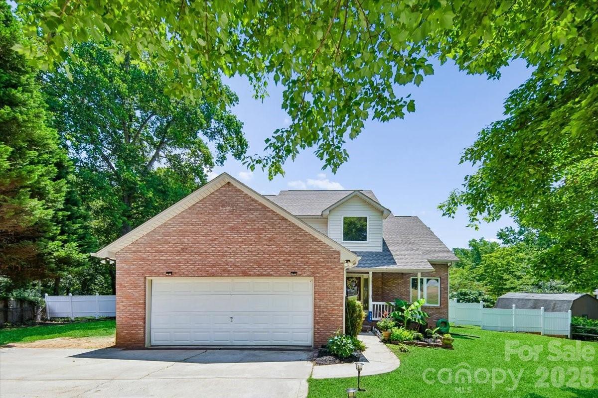 508 Watergate Cir., Gastonia, NC 28052