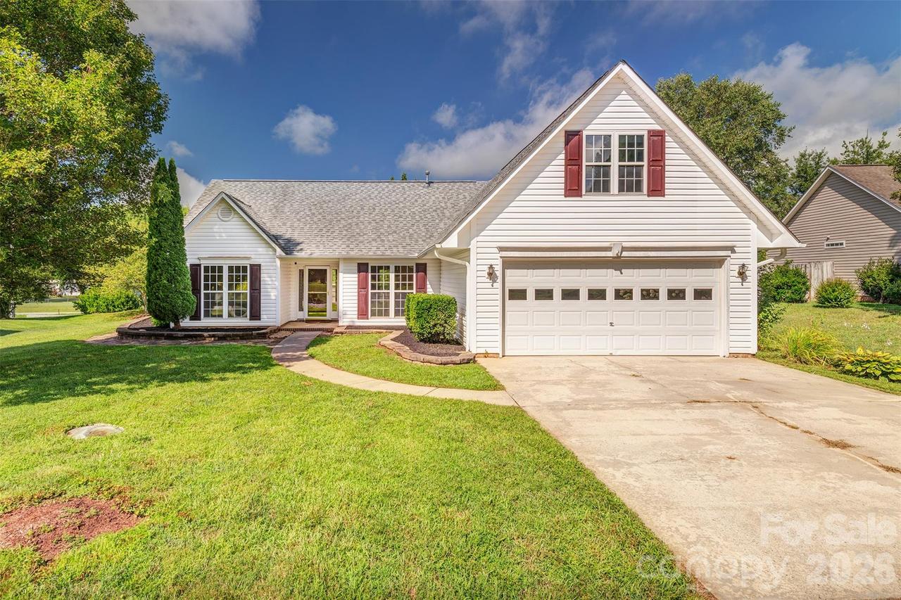 264 Cottage Ridge Rd., Fletcher, NC 28732