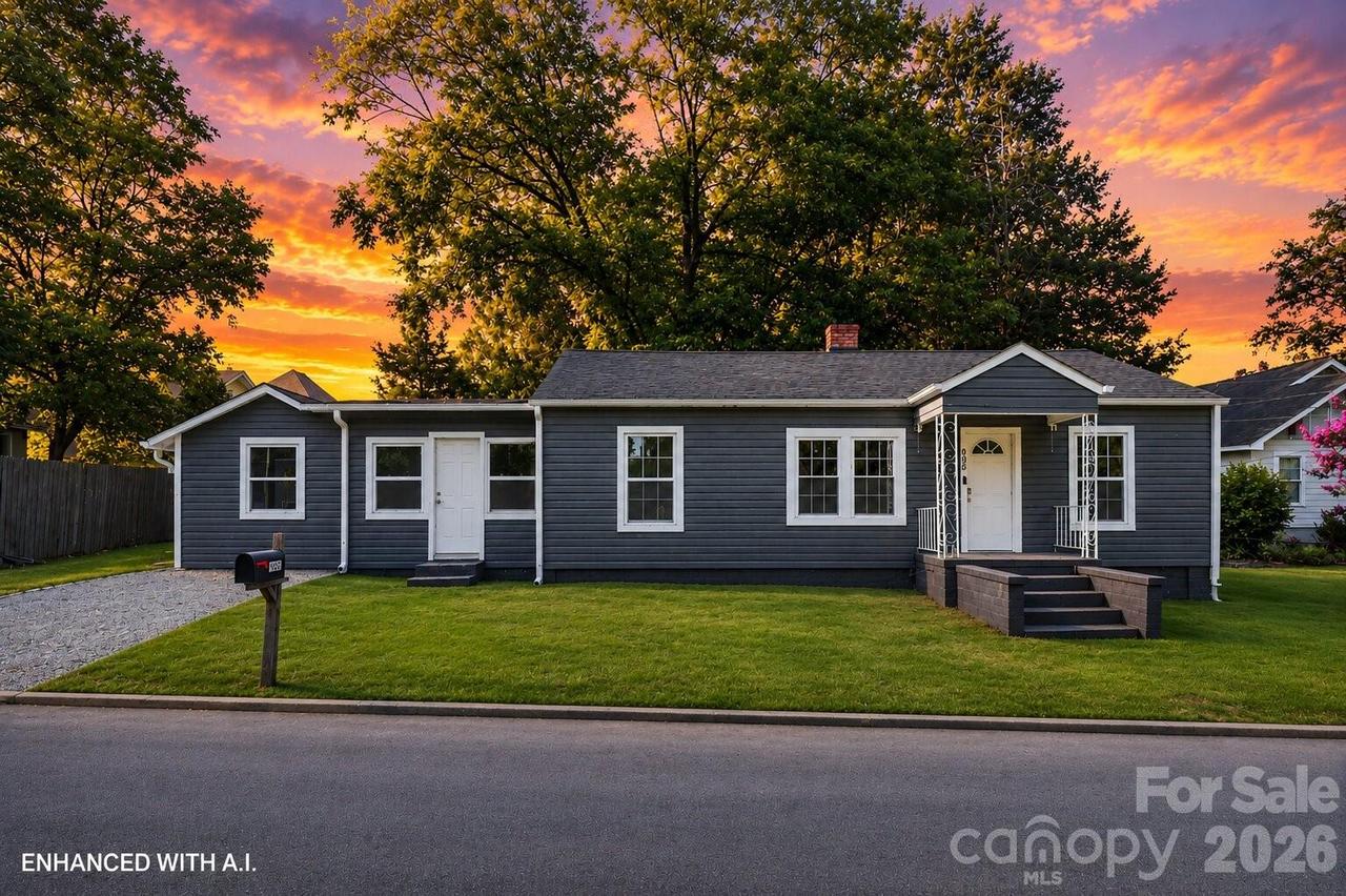 905 Rankin Ave., Gastonia, NC 28052