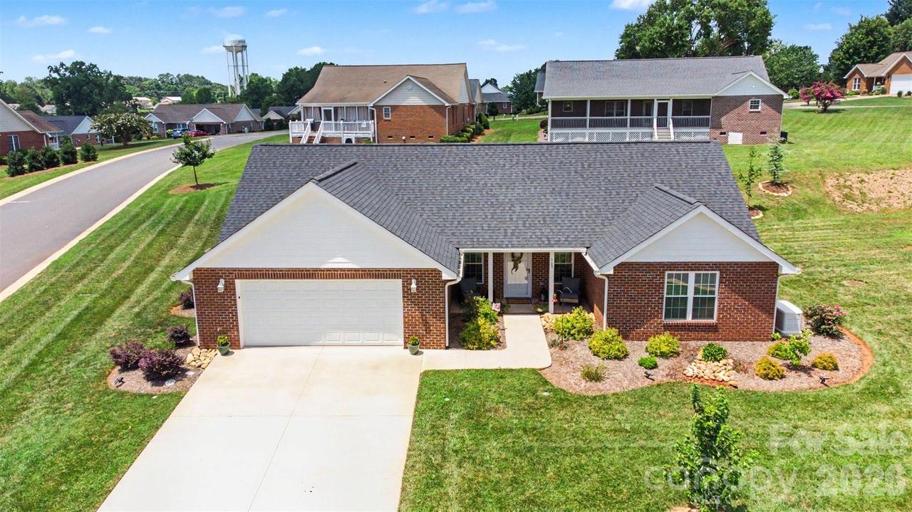 105 Kingston Pl., Spindale, NC 28160
