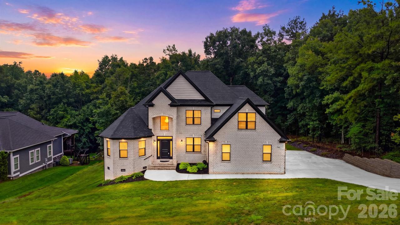 754 River Bend Dr., Granite Falls, NC 28630