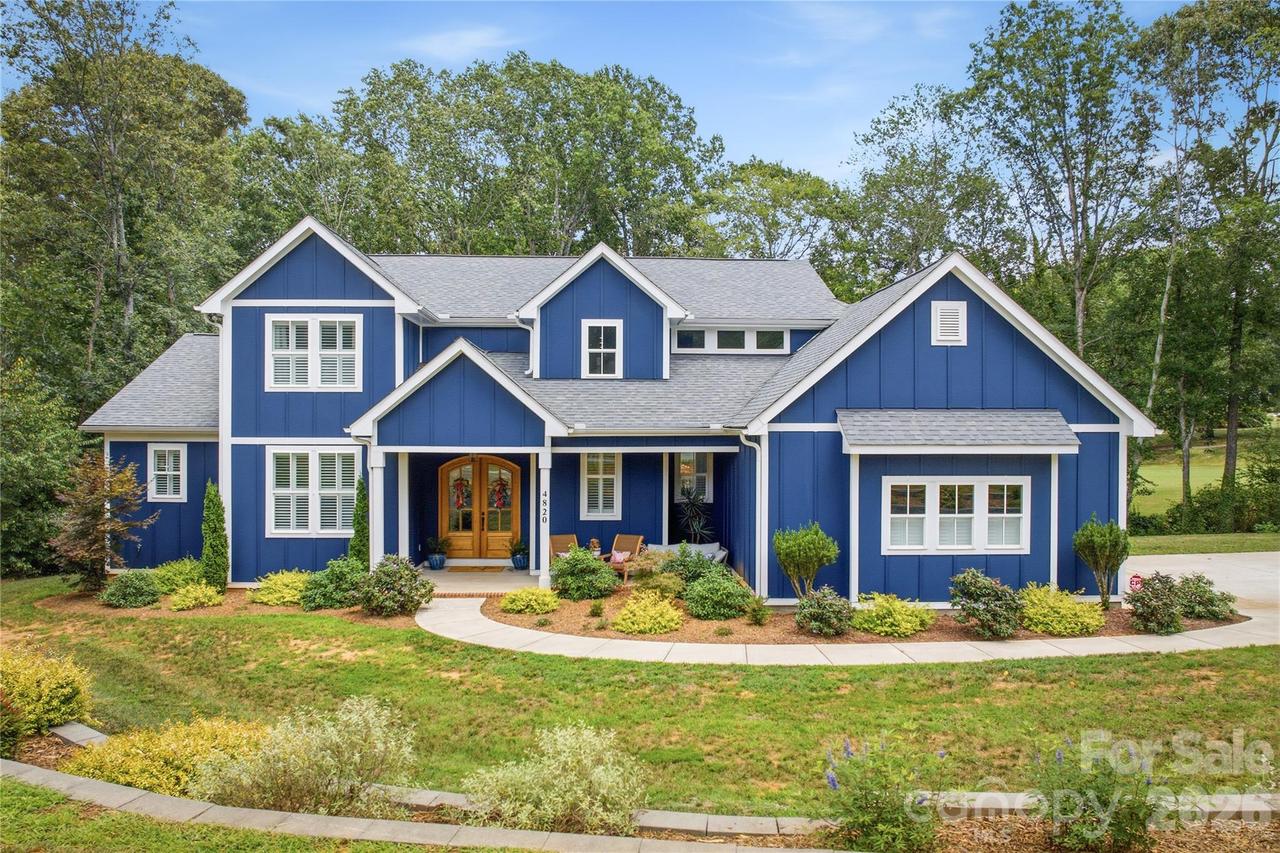 4820 Glen Hollow Ln., Hickory, NC 28601