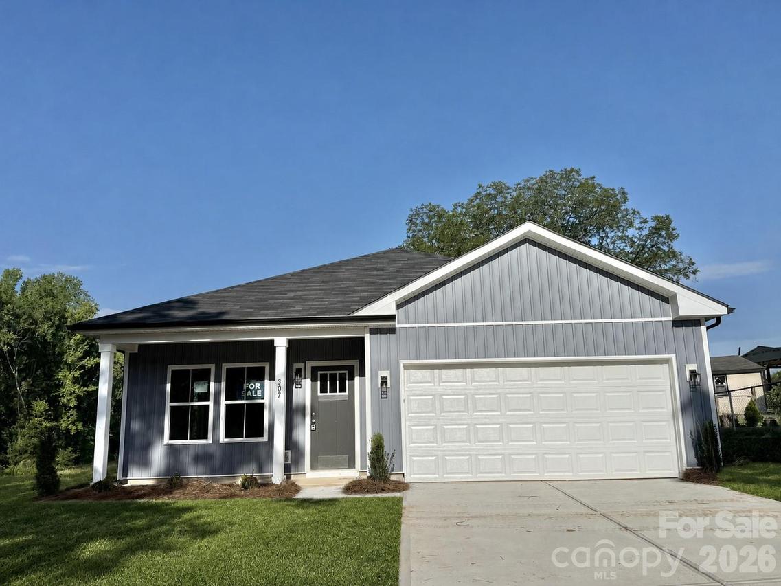 307 W 13th St., Kannapolis, NC 28081