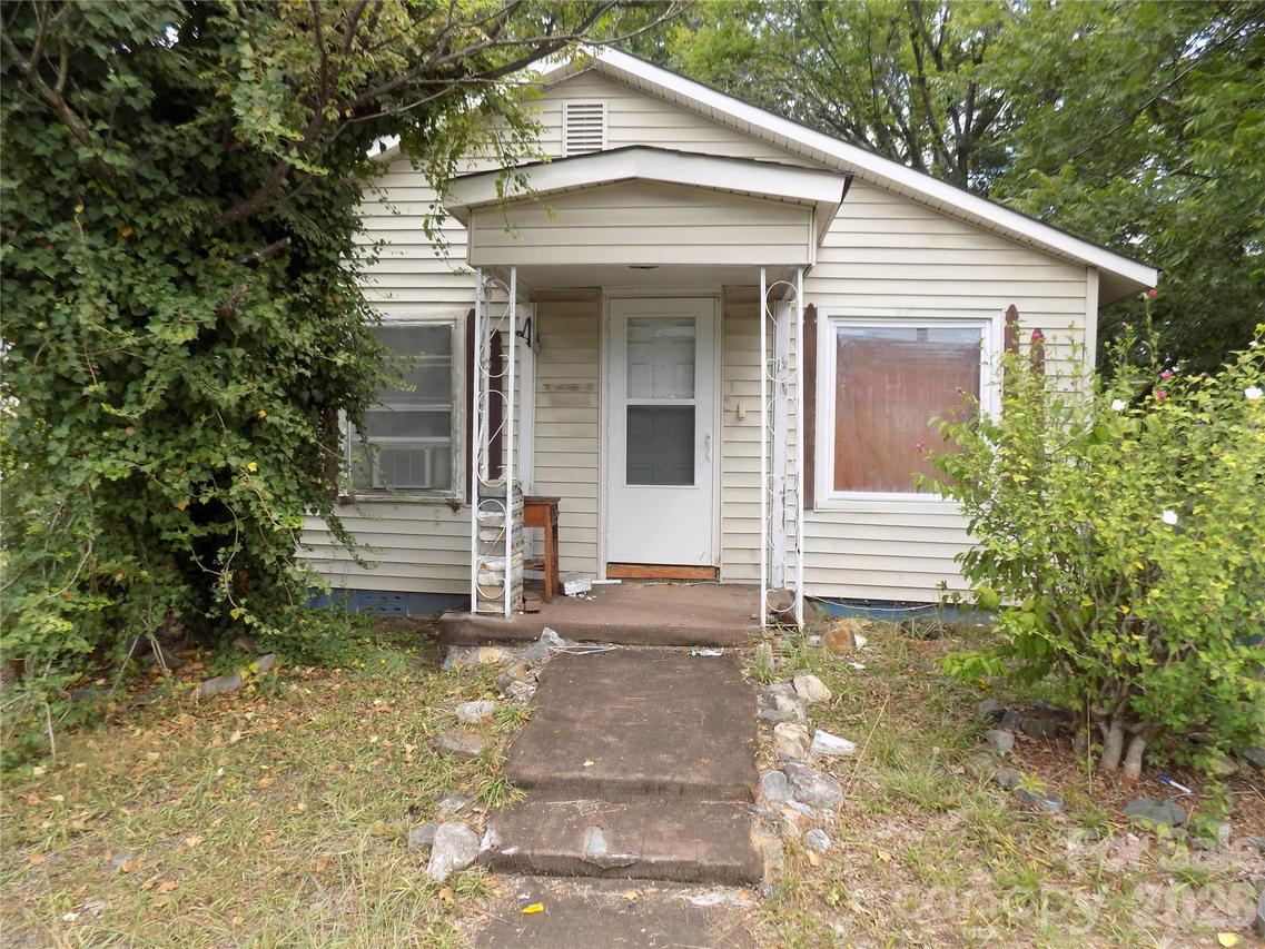 604 W Harrison Ave., Gastonia, NC 28052
