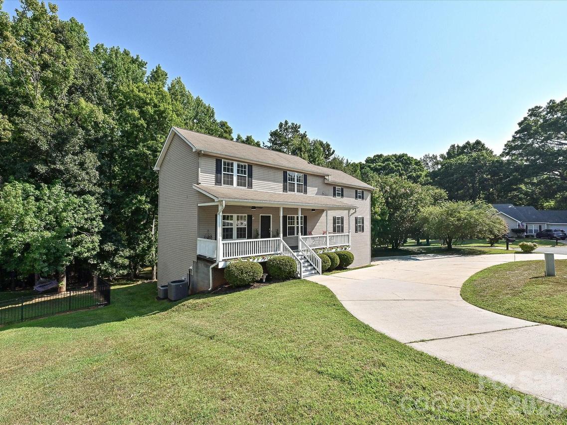 1401 Wall St., Waxhaw, NC 28173