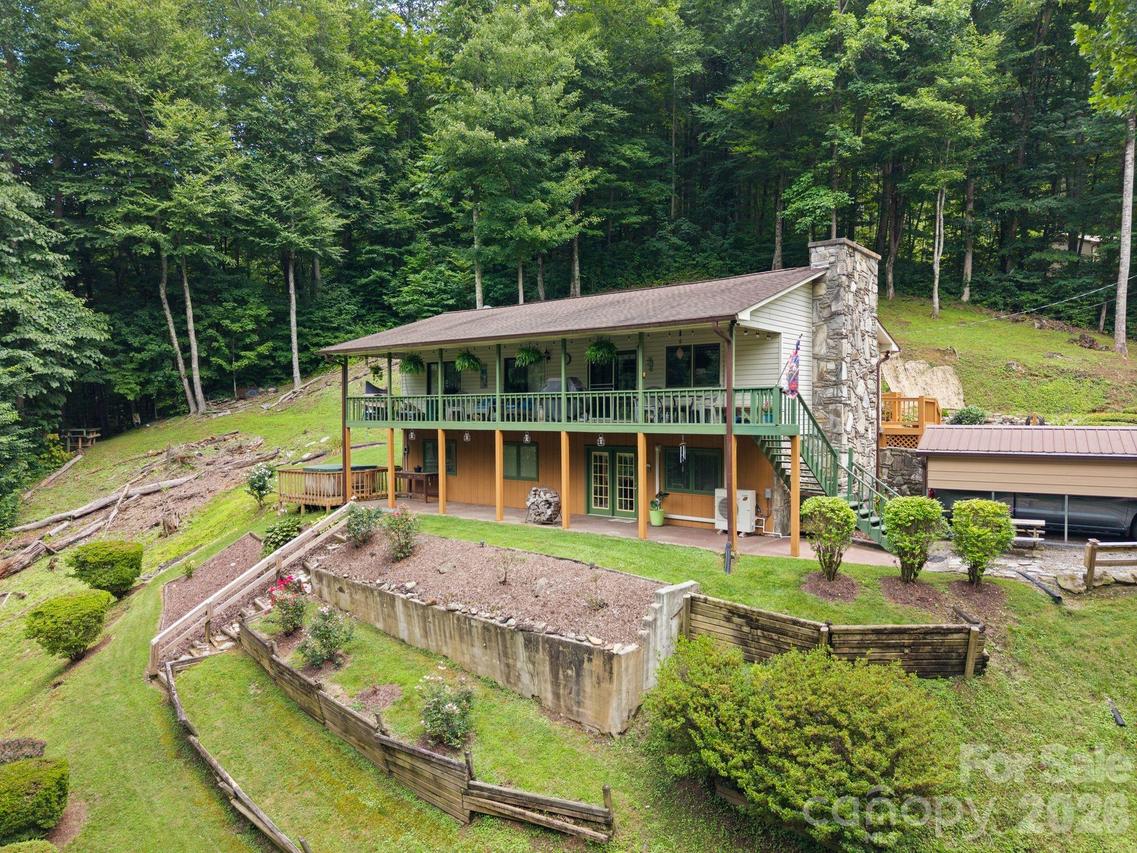 275 Knob Hill Estates Rd., Sylva, NC 28779
