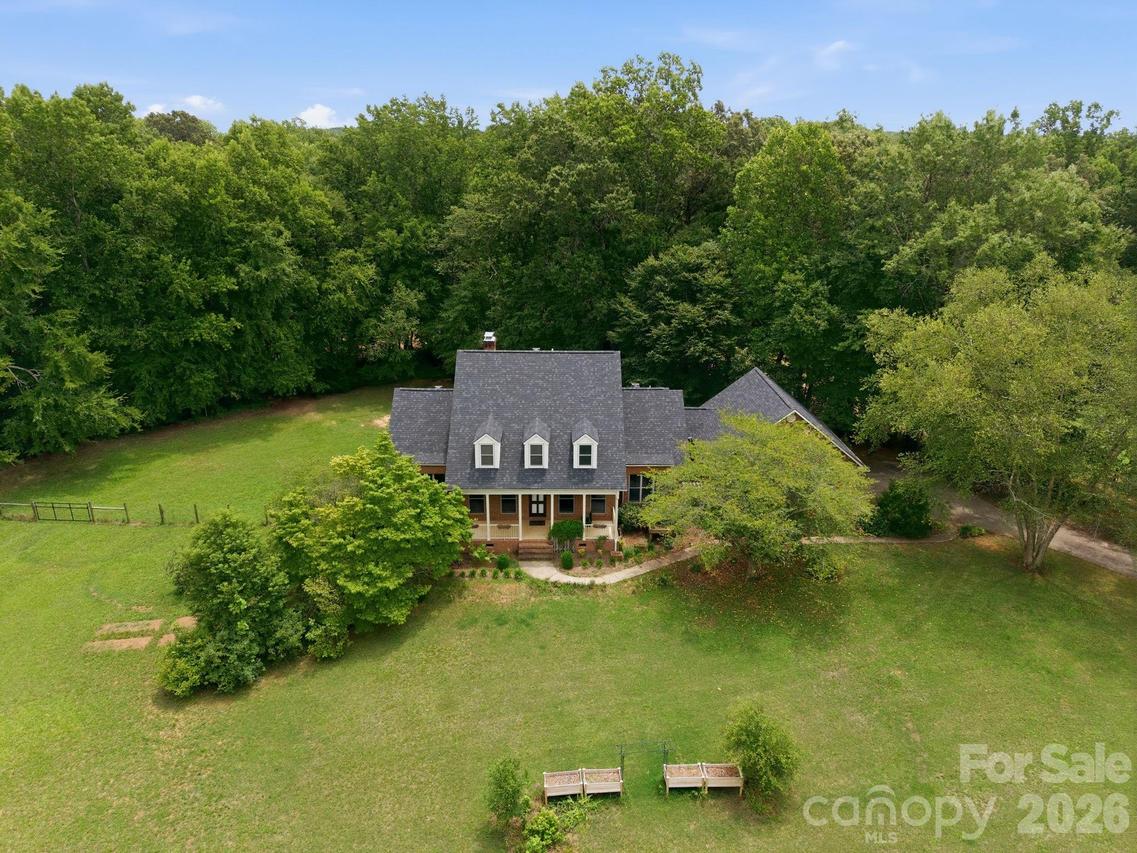 465 Baymount Dr., Salisbury, NC 28144