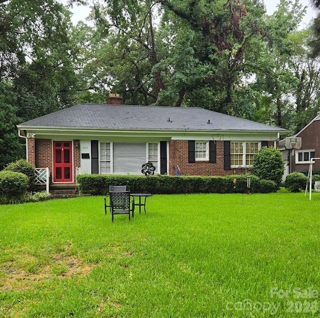 2414 Arnold Dr., Charlotte, NC 28205