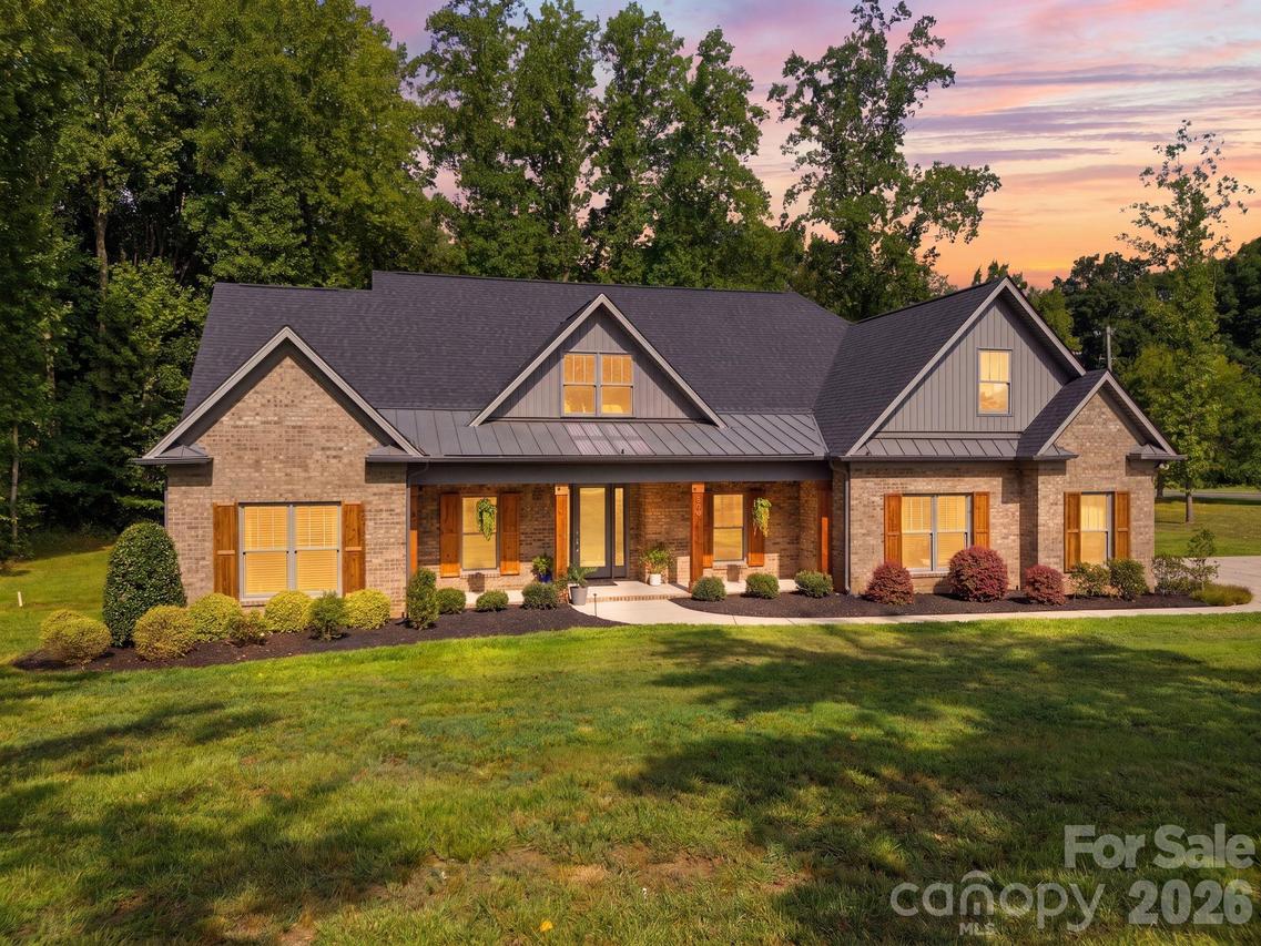 200 Barra Dr., Waxhaw, NC 28173