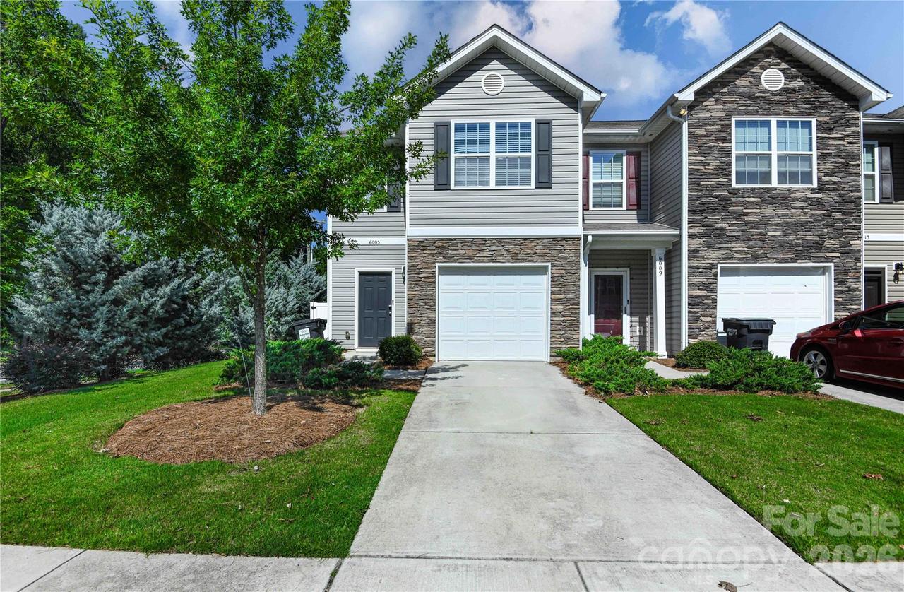 6005 Guildford Hill Ln., Charlotte, NC 28215