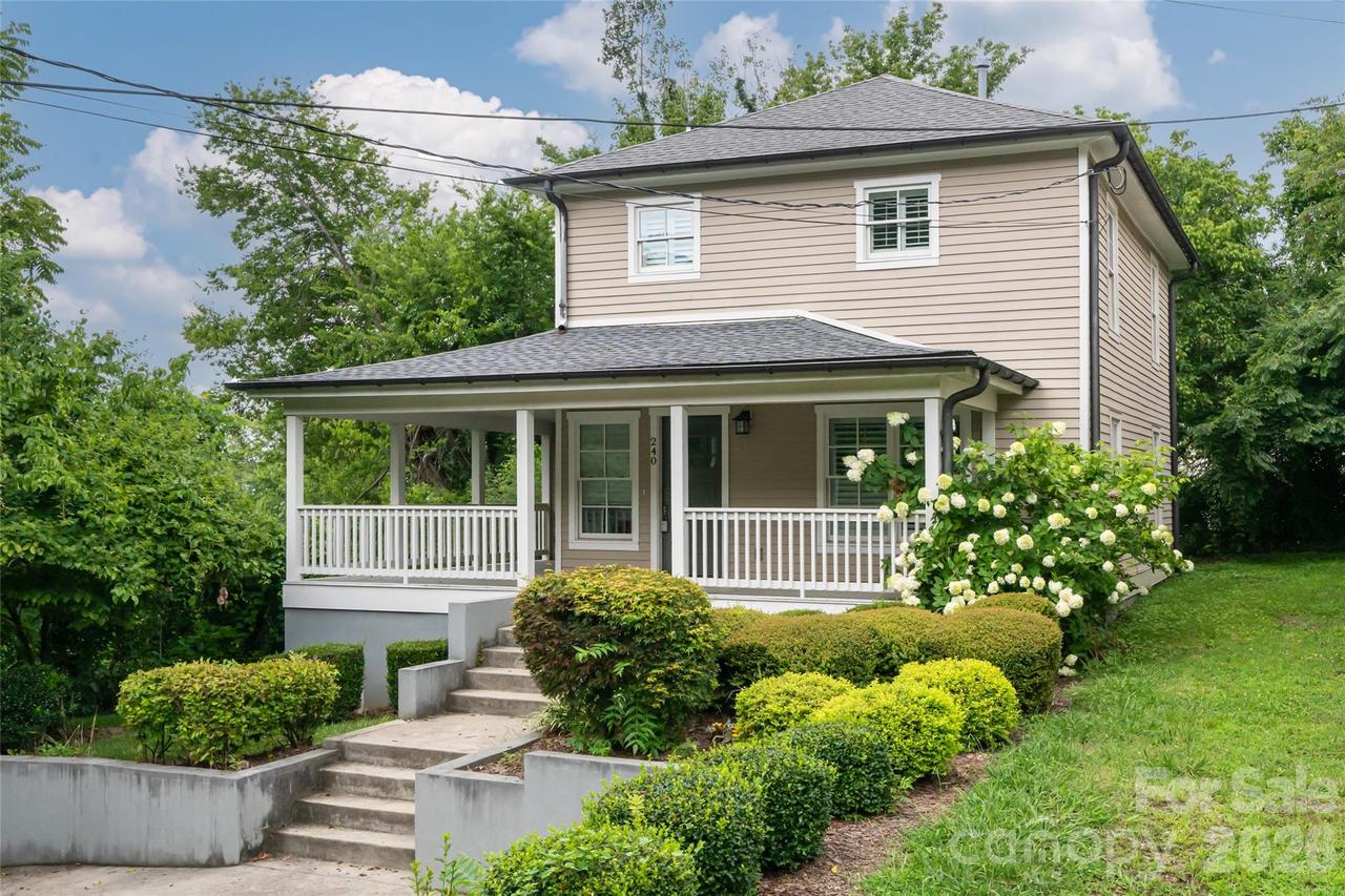 240 S Beaumont St., Asheville, NC 28801
