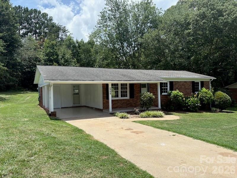 5406 Canterbury Rd., Patterson Springs, NC 28152