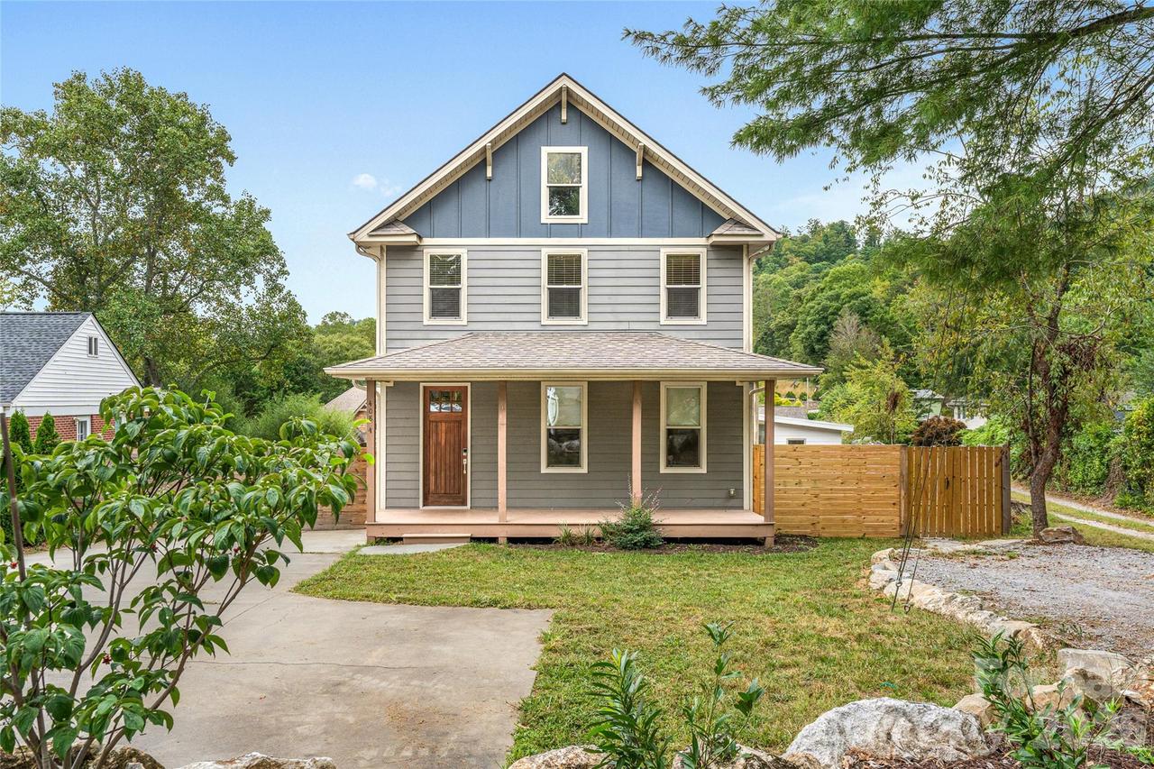 408 Old Haw Creek Rd., Asheville, NC 28805